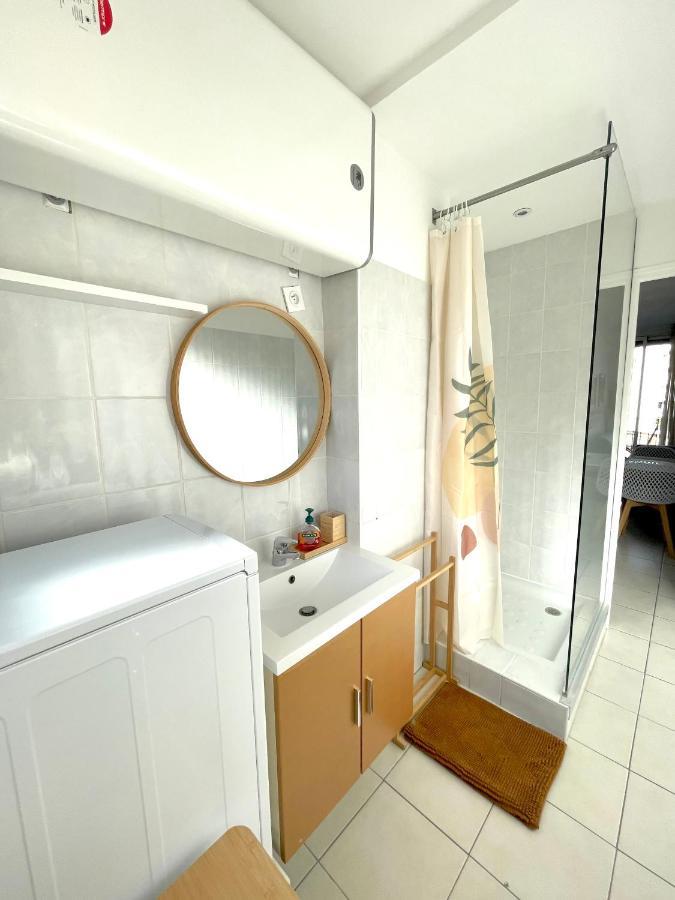 Appartement Cosy, Calme, Centre Ville Saint-Raphaël Kültér fotó
