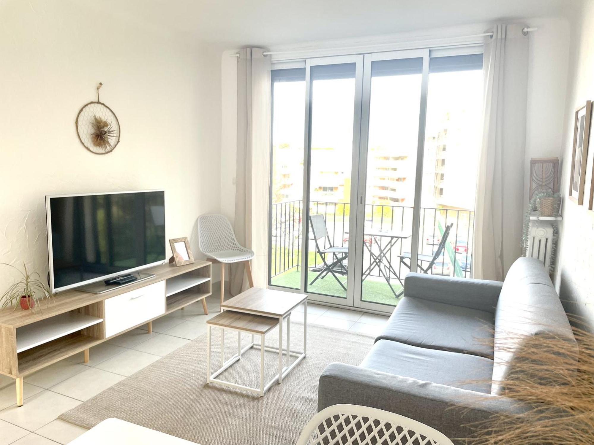 Appartement Cosy, Calme, Centre Ville Saint-Raphaël Kültér fotó